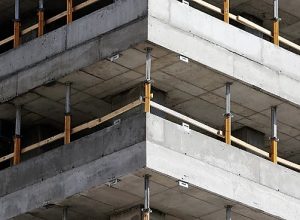 Permis de construction suspendus jusqu’en 2022 à Longueuil