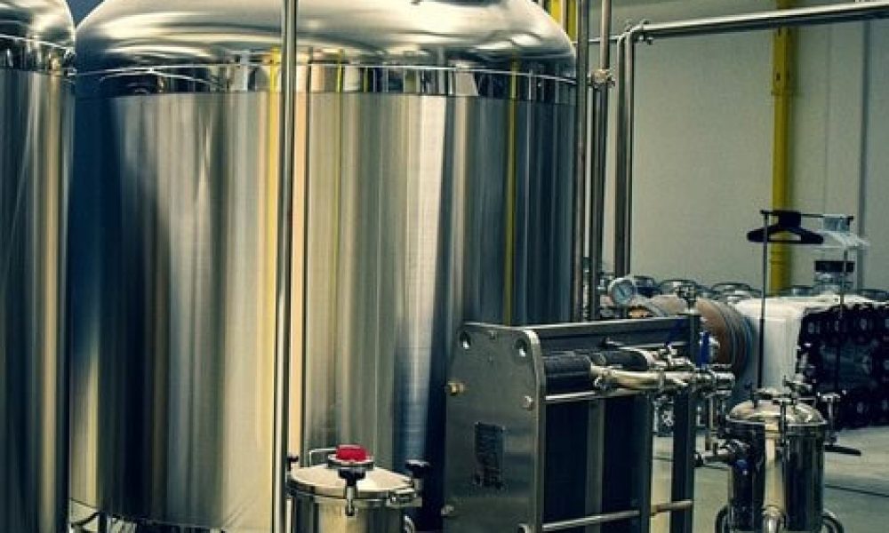 Des produits de microdistilleries québécoises risquent de disparaître de la SAQ