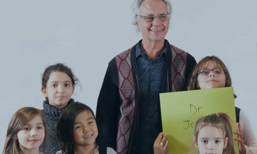 dr_julien_video-775x775