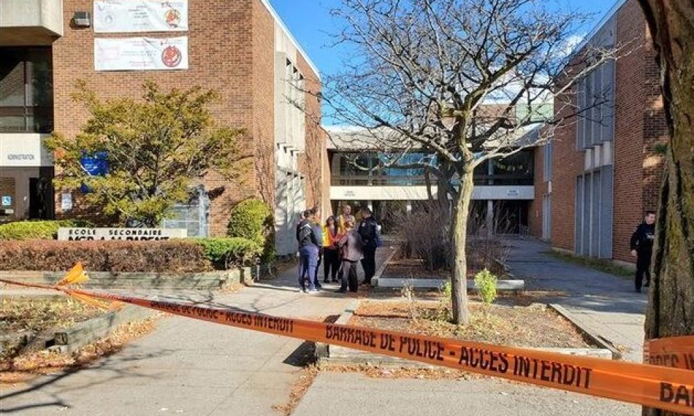 Opération policière dans une école secondaire de Longueuil
