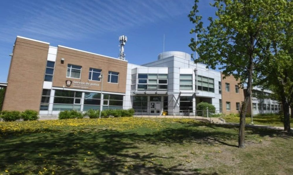 Deux hommes arrêtés pour agression armée à Boucherville