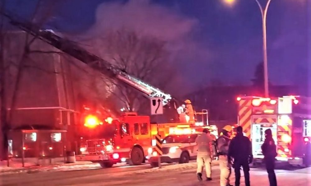 Deux citoyens blessés dans un incendie d’un édifice à Longueuil