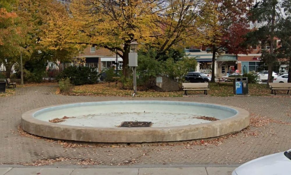 La fontaine fait jaser au parc Gordon
