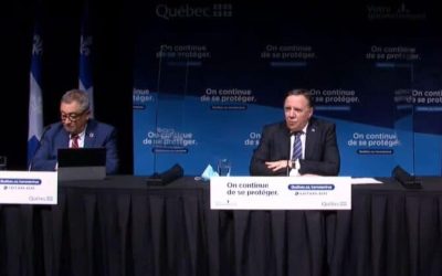 Horacio Arruda, François Legault et Christian Dubé en conférence de presse