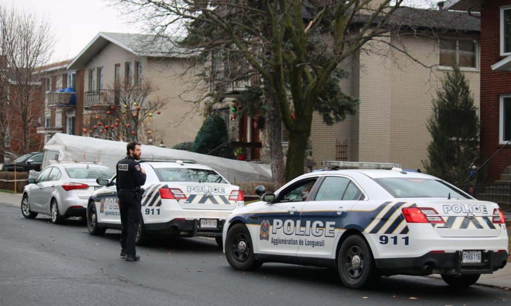 Photo: Dernière heure/ Flash news