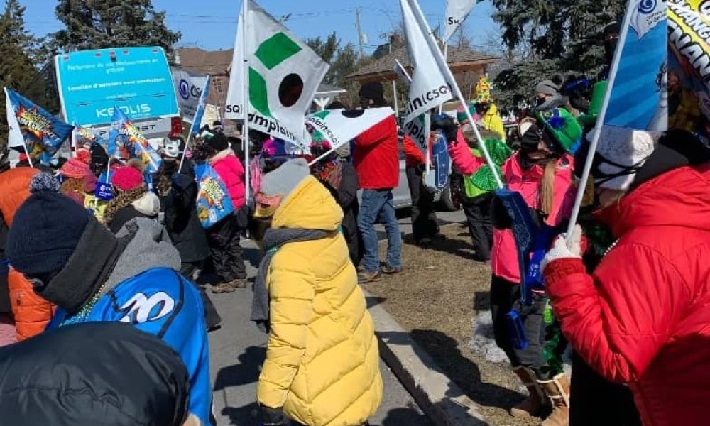 Le personnel professionnel des établissements scolaires tient une journée de grève de 24 heures ce mercredi.
Source : Katina Diep