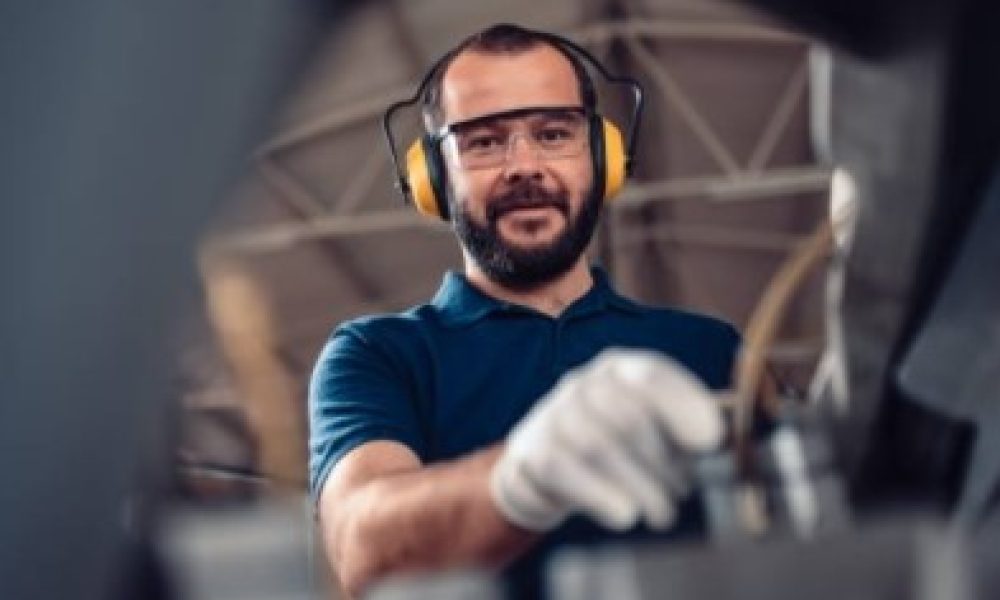 COVID-19 : La CNESST ajuste ses mesures de prévention en milieu de travail