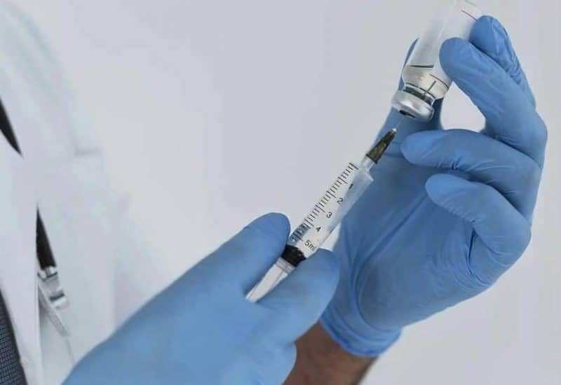 COVID-19 : La majorité des cas chez les personnes non-vaccinées